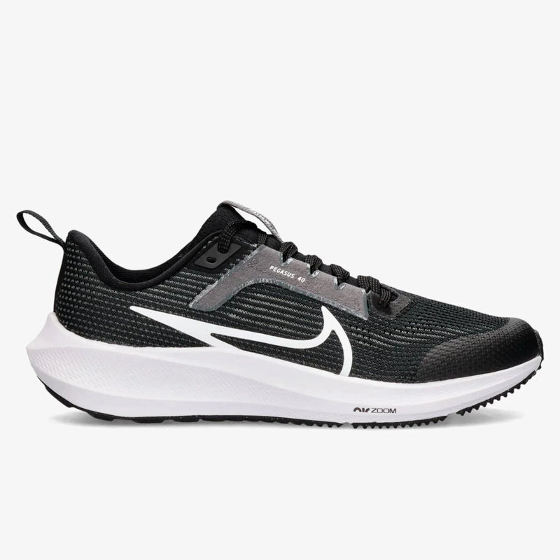 COMBO CON ZAPATILLAS Nike Juniper Trail 2 + Nike Pegasus 40